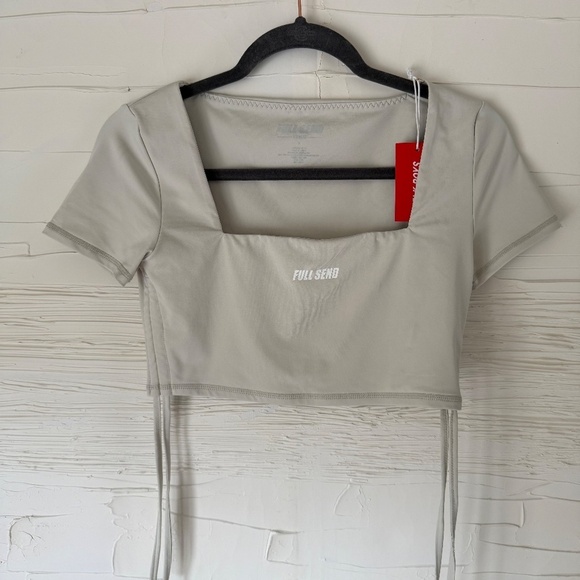 NWT Full Send | Beige Square Neck Active Crop Top | Size M - Picture 2 of 5